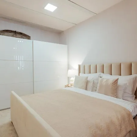 Priestranny Moja Marina V Srdci Stiavnice Appartement