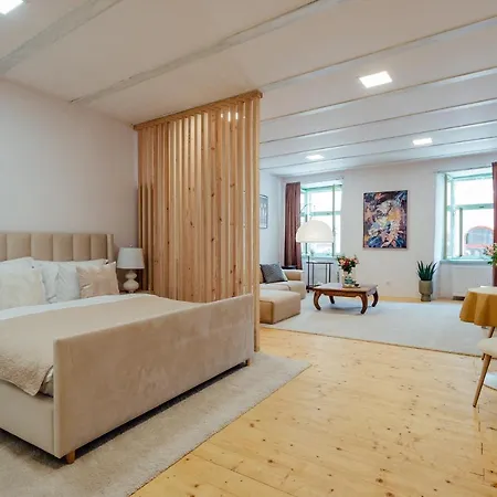 Apartment Priestranny Moja Marina V Srdci Stiavnice