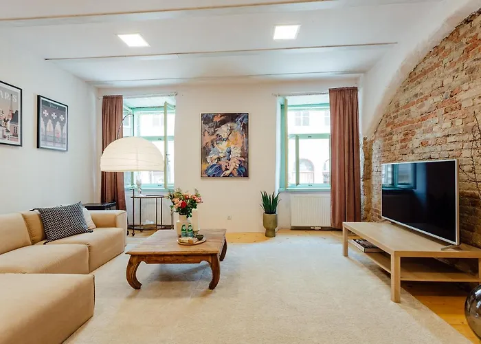 Priestranny Moja Marina V Srdci Stiavnice Lägenhet Banská Štiavnica